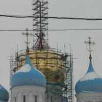 Идут работы по реставрации центрального купола Новоспасского ставропигиального мужского монастыря.